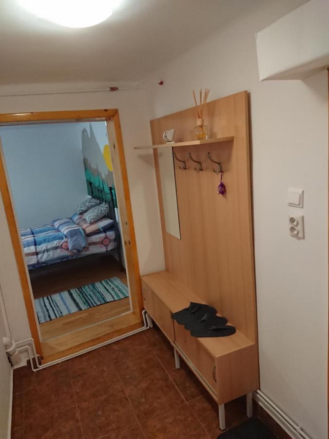 Katy'S Studio Apartment Brasov Exterior photo